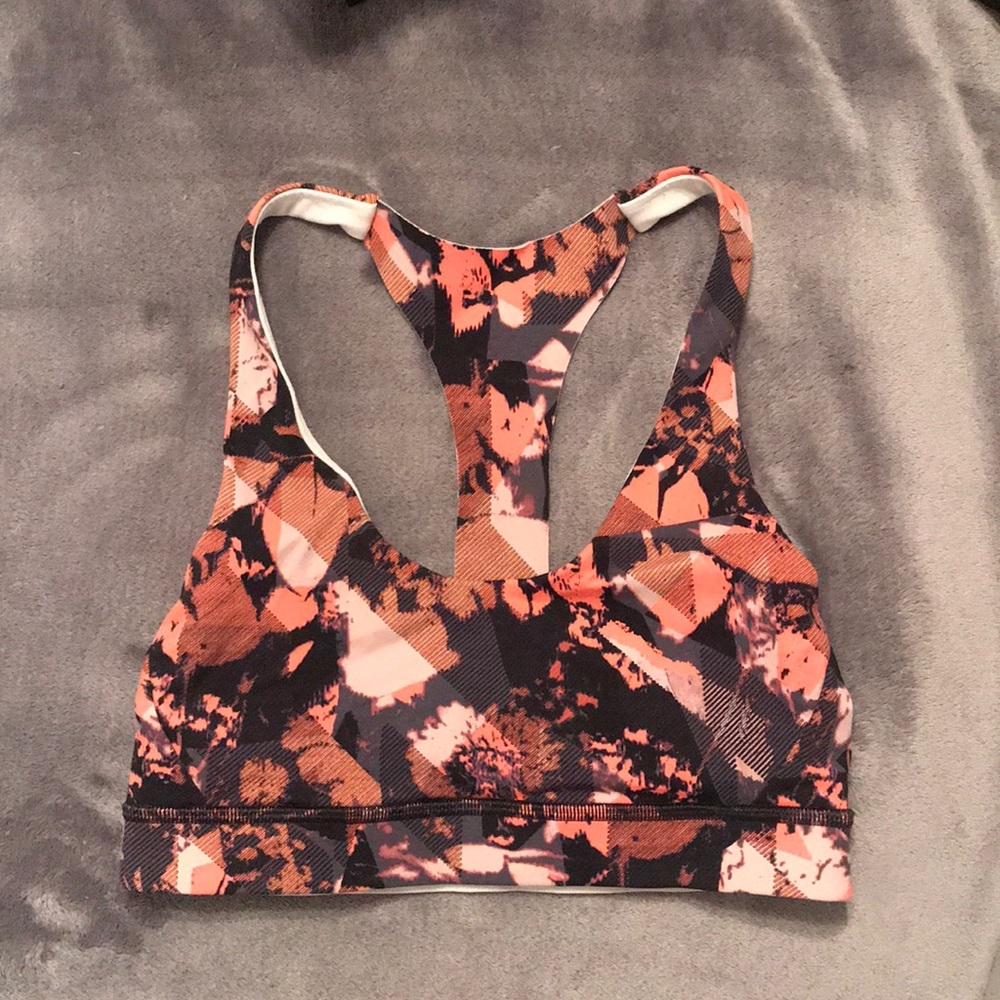 Lululemon sports bra. Never worn
